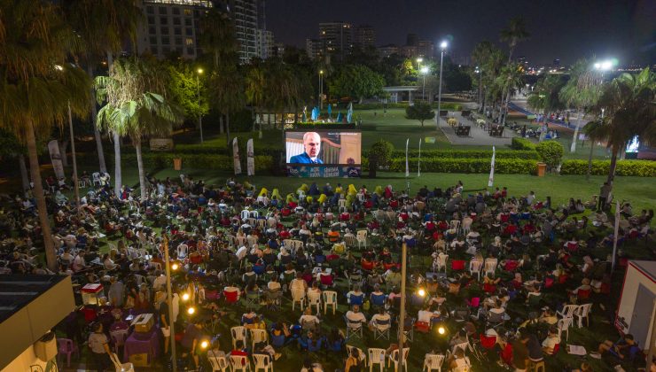Mersin Büyükşehir’den Açık Hava Sinema keyfi