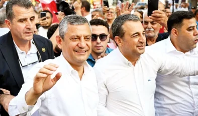 Özel’den kurultay hamlesi… Çağrı heyeti isteyecek