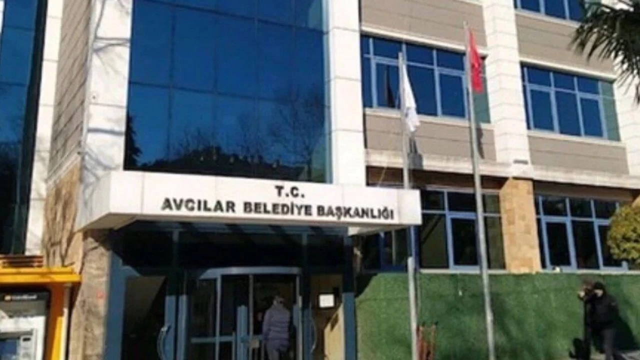 Avcılar Belediyesi’ne operasyon: 13 şüpheli gözaltında