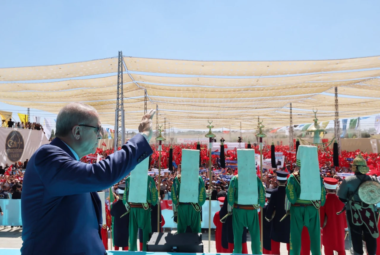 Konu vatansa boyun eğmeyiz