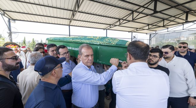 Başkan Seçer İle Meral Seçer, Gazeteci Duygu Öksüz Canova’yı Son Yolculuğuna Uğurladı