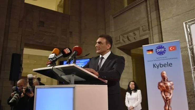 Cihan Sendan, “Türk-Alman dostluğunda yeni bir dönem başlıyor”