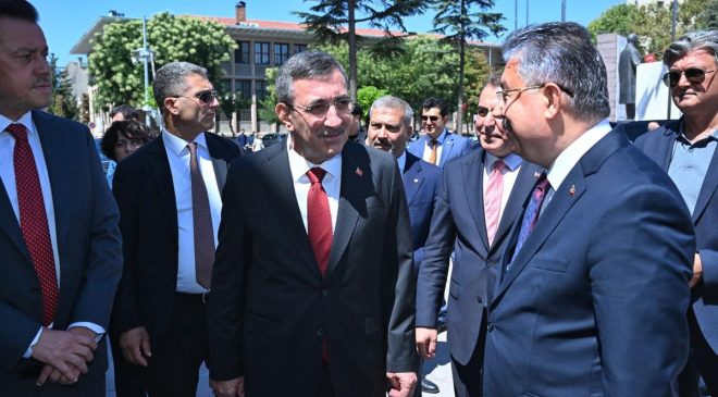 Cumhurbaşkanı Yardımcısı Yılmaz: Vatandaşın ‘yastık altı’ Merkez Bankası rezervinden büyük