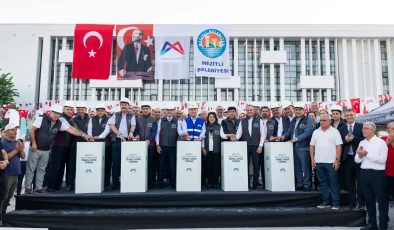 Başkan Seçer, Mezitli Kent Meydanı için tarih verdi