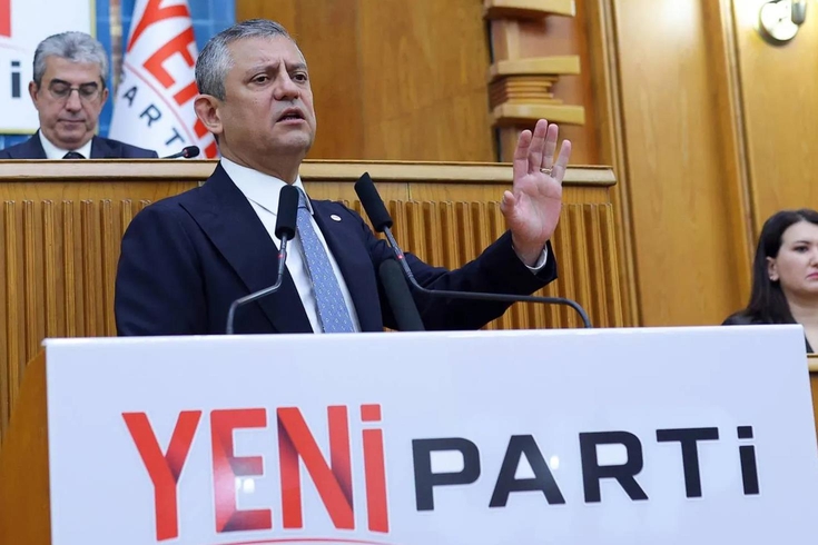 Yeni Parti kapanıyor mu? Özgür Özel’e kötü haber