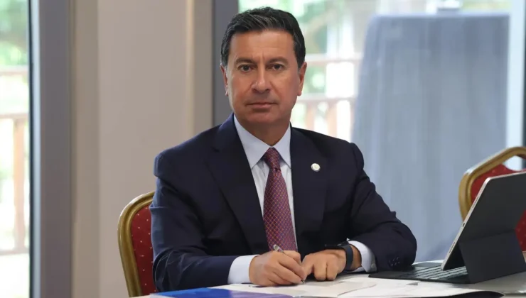 Muğla Büyükşehir Belediye Başkanı Ahmet Aras, CHP’den istifa etti